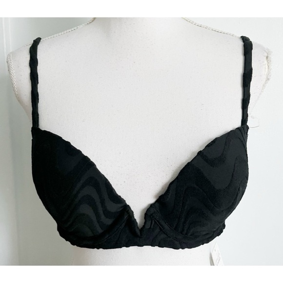 Cupshe • NWT X STASSIE Beachy Wave V-Wire Top & High Waist Bikini Top - Picture 1 of 7